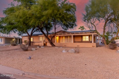 Extraordinarily upgraded 3 bed/2 bath on a large corner cul de on Sun Lakes Country Club in Arizona - for sale on GolfHomes.com, golf home, golf lot