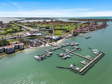 PRICED $51,000 UNDER APPRAISED VALUE - OFFERING A BUYER INSTANT on Isla Del Sol Yacht and Country Club in Florida - for sale on GolfHomes.com, golf home, golf lot