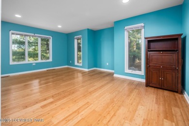 PRICE IMPROVEMENT!! - Welcome to your ultimate Poconos on Country Club of the Poconos Golf Course in Pennsylvania - for sale on GolfHomes.com, golf home, golf lot