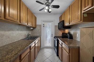 Beautifully upgraded 2/2 Condo E of I95 and minutes to beaches! on Leisureville Community Association in Florida - for sale on GolfHomes.com, golf home, golf lot
