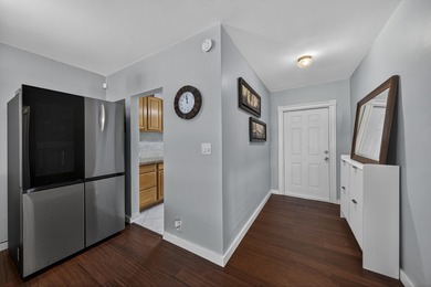 Beautifully upgraded 2/2 Condo E of I95 and minutes to beaches! on Leisureville Community Association in Florida - for sale on GolfHomes.com, golf home, golf lot