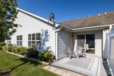 Enjoy resort style living in the newly updated 2 bedroom, 2 full on The Links at Carillon in Illinois - for sale on GolfHomes.com, golf home, golf lot