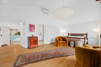 Open House SAT & SUN from 1-3pm. Stylish. Updated. Functional on Lake Oswego Municipal Golf Course in Oregon - for sale on GolfHomes.com, golf home, golf lot