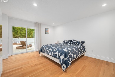 Open House SAT & SUN from 1-3pm. Stylish. Updated. Functional on Lake Oswego Municipal Golf Course in Oregon - for sale on GolfHomes.com, golf home, golf lot