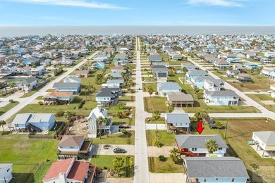 WONDERFUL updated and well-maintained home in Sea Isle! Gorgeous on Galveston Country Club in Texas - for sale on GolfHomes.com, golf home, golf lot