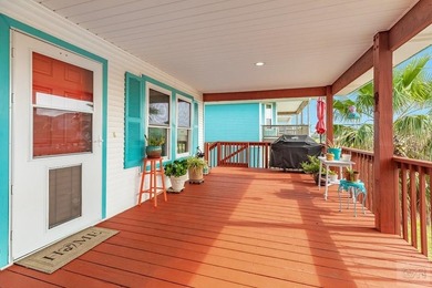 WONDERFUL updated and well-maintained home in Sea Isle! Gorgeous on Galveston Country Club in Texas - for sale on GolfHomes.com, golf home, golf lot