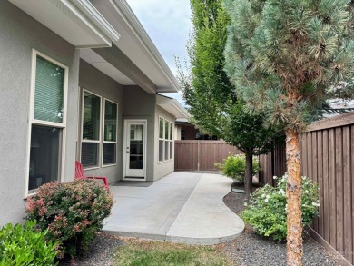 Pristine home located in the premier golf course community of on SpurWing Country Club in Idaho - for sale on GolfHomes.com, golf home, golf lot
