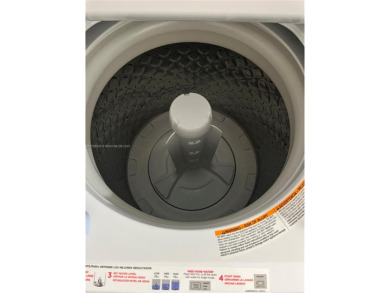 REDUCED! ***BEST VALUE IN WYNMOOR***IMPACT WINDOWS* WASHER/DRYER on Wynmoor Golf Course in Florida - for sale on GolfHomes.com, golf home, golf lot