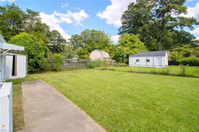 Fully renovated in Park Manor! New cabinets, granite countertops on The Links at City Park in Virginia - for sale on GolfHomes.com, golf home, golf lot