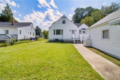 Fully renovated in Park Manor! New cabinets, granite countertops on The Links at City Park in Virginia - for sale on GolfHomes.com, golf home, golf lot