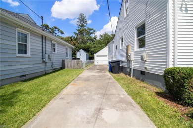 Fully renovated in Park Manor! New cabinets, granite countertops on The Links at City Park in Virginia - for sale on GolfHomes.com, golf home, golf lot