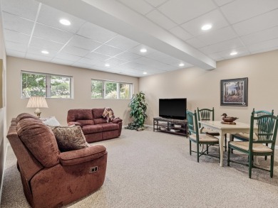 1N639 Augusta Ct welcomes you to convenient maintenance free on Klein Creek Golf Club in Illinois - for sale on GolfHomes.com, golf home, golf lot