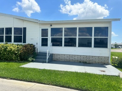 STUNNING GOLF COURSE VIEWS - 2 Bed 2 Bath - Spacious Home - $138 on Four Lakes Golf Club in Florida - for sale on GolfHomes.com, golf home, golf lot