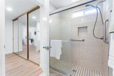 Stunning Golf Course Penthouse in Laguna Woods Village!  Welcome on Leisure Village Par 3 Golf Course in California - for sale on GolfHomes.com, golf home, golf lot