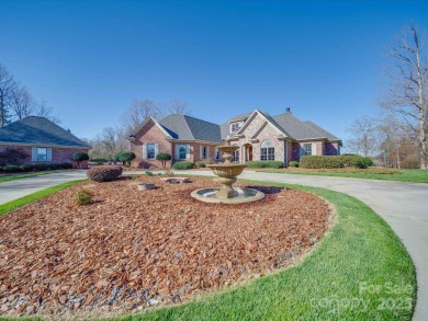 Luxury Living on the Golf Course. Experience the perfect blend on Warrior Golf Club in North Carolina - for sale on GolfHomes.com, golf home, golf lot
