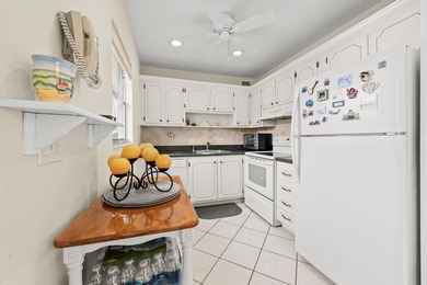 Beautiful 2-bedroom, 2-bath waterfront villa in the highly on Kings Point Golf - Executive in Florida - for sale on GolfHomes.com, golf home, golf lot