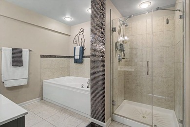 Luxury living at the Residences at Seven Bridges! Boasting 1759 on Seven Bridges Golf Club in Illinois - for sale on GolfHomes.com, golf home, golf lot