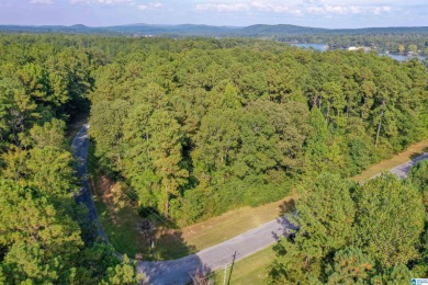 Corner lot in Water's Edge subdivision that won't break the on Sylacauga Country Club in Alabama - for sale on GolfHomes.com, golf home, golf lot