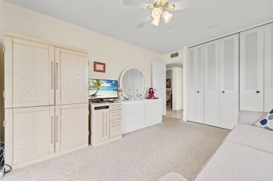 Beautiful 2-bedroom, 2-bath waterfront condo in the highly on Kings Point Golf - Executive in Florida - for sale on GolfHomes.com, golf home, golf lot