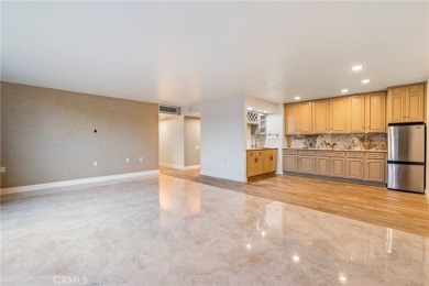 Rare first floor popular and spacious two bedroom *C* plan in on Leisure Village Par 3 Golf Course in California - for sale on GolfHomes.com, golf home, golf lot