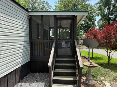 Welcome to 102 Papoose Ct. This 1999 Park Model is in great on The Tillery Tradition Country Club in North Carolina - for sale on GolfHomes.com, golf home, golf lot