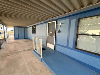 Spectacular deal for a two-bedroom home in town!! Needs a *tad* on Desert Hills Golf Course in Arizona - for sale on GolfHomes.com, golf home, golf lot