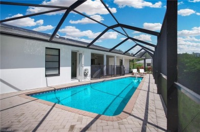 Beautifully maintained 2BR, 2BA single-family home in desirable on Hibiscus Golf Club in Florida - for sale on GolfHomes.com, golf home, golf lot