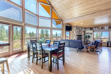 Have you been dreaming of a home in the mountains of majestic on Lake Shastina Golf Course in California - for sale on GolfHomes.com, golf home, golf lot