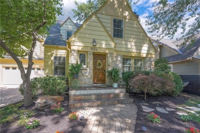 Welcome to this spacious home in the highly sought-after *Golden on Mission Hills Country Club in Kansas - for sale on GolfHomes.com, golf home, golf lot