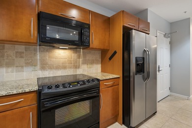 The Lucerne Condo building is under 1 Mile to the Ocean! Amazing on Lake Worth Municipal Golf Course in Florida - for sale on GolfHomes.com, golf home, golf lot