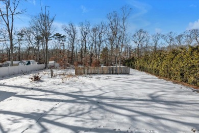 Large Recently Renovated Home on Over a Half an Acre in on Indian Island Golf Course in New York - for sale on GolfHomes.com, golf home, golf lot