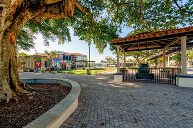 The Lucerne Condo building is under 1 Mile to the Ocean! Amazing on Lake Worth Municipal Golf Course in Florida - for sale on GolfHomes.com, golf home, golf lot