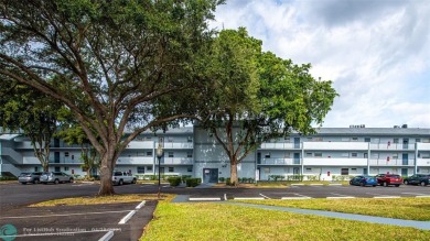 This BRIGHT & CLEAN - 2nd-floor condo, is located in the ALL on Colony West Country Club in Florida - for sale on GolfHomes.com, golf home, golf lot