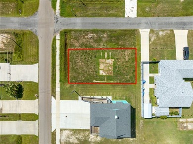 *Corner Lot in South Rockport - Perfect Build Site* Discover the on Rockport Country Club in Texas - for sale on GolfHomes.com, golf home, golf lot
