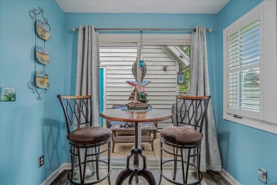 Well maintained single story townhome with a garage  within on Shadowmoss Plantation Golf Club in South Carolina - for sale on GolfHomes.com, golf home, golf lot