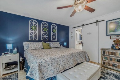Well maintained single story townhome with a garage  within on Shadowmoss Plantation Golf Club in South Carolina - for sale on GolfHomes.com, golf home, golf lot