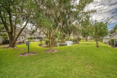 Well maintained single story townhome with a garage  within on Shadowmoss Plantation Golf Club in South Carolina - for sale on GolfHomes.com, golf home, golf lot