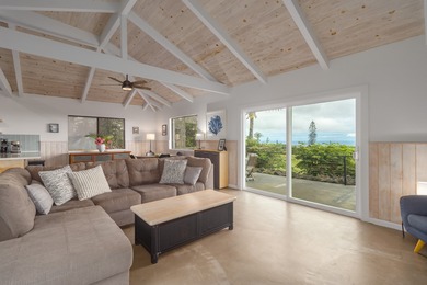 Discover the perfect blend of modern upgrades and island living on Discovery Harbour Golf Course in Hawaii - for sale on GolfHomes.com, golf home, golf lot
