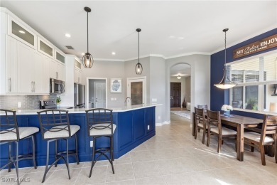 It's All About The View! Welcome Home Is How You'll Feel In This on Gateway Golf and Country Club in Florida - for sale on GolfHomes.com, golf home, golf lot