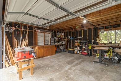 Discover the perfect blend of modern upgrades and island living on Discovery Harbour Golf Course in Hawaii - for sale on GolfHomes.com, golf home, golf lot