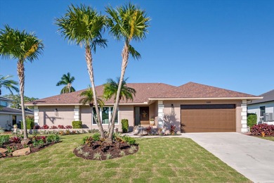 Golf Course Living at Its Finest! This beautifully refreshed on Island Country Club in Florida - for sale on GolfHomes.com, golf home, golf lot
