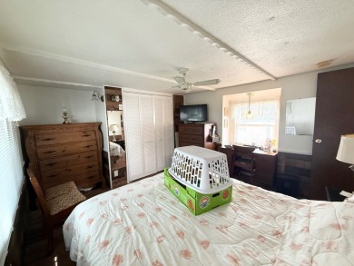 FULLY FURNISHED!! Bring offers.... This home is located in a 55+ on Lone Palm Golf Club in Florida - for sale on GolfHomes.com, golf home, golf lot