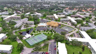HIGH AND DRY, NON-EVACUATION ZONE** FEE SIMPLE BUILDING! MOVE IN on On Top Of The World Golf Course in Florida - for sale on GolfHomes.com, golf home, golf lot