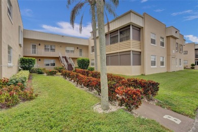 Beautifully updated 1st-floor 2-bedroom, 2-bath condo in Kings on Kings Point Golf -Flanders Way in Florida - for sale on GolfHomes.com, golf home, golf lot