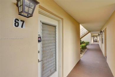 Beautifully updated 1st-floor 2-bedroom, 2-bath condo in Kings on Kings Point Golf -Flanders Way in Florida - for sale on GolfHomes.com, golf home, golf lot