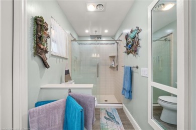 ***KICK OUT CLAUSE IN PLACE***Dive into this exquisitely updated on Golf Hammock Country Club in Florida - for sale on GolfHomes.com, golf home, golf lot
