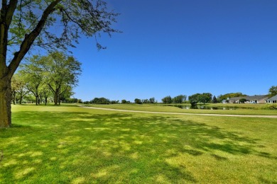 Discover the perfect opportunity to thrive in a vibrant 55+ on The Links at Carillon in Illinois - for sale on GolfHomes.com, golf home, golf lot