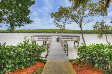 This Valencia Villas at Bay Beach home features nearly 2,800 sq on Fort Myers Beach and Golf Club in Florida - for sale on GolfHomes.com, golf home, golf lot