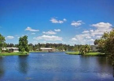 CHARMING COTTAGE HOME WITH PRIVATE BACK YARD! NEW VINYL PLANK on Vista Plantation Golf Club in Florida - for sale on GolfHomes.com, golf home, golf lot
