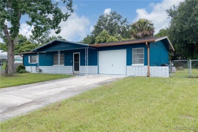 Nestled in the heart of Beverly Hills, this delightful 2-bedroom on Brentwood Farms Golf Club in Florida - for sale on GolfHomes.com, golf home, golf lot